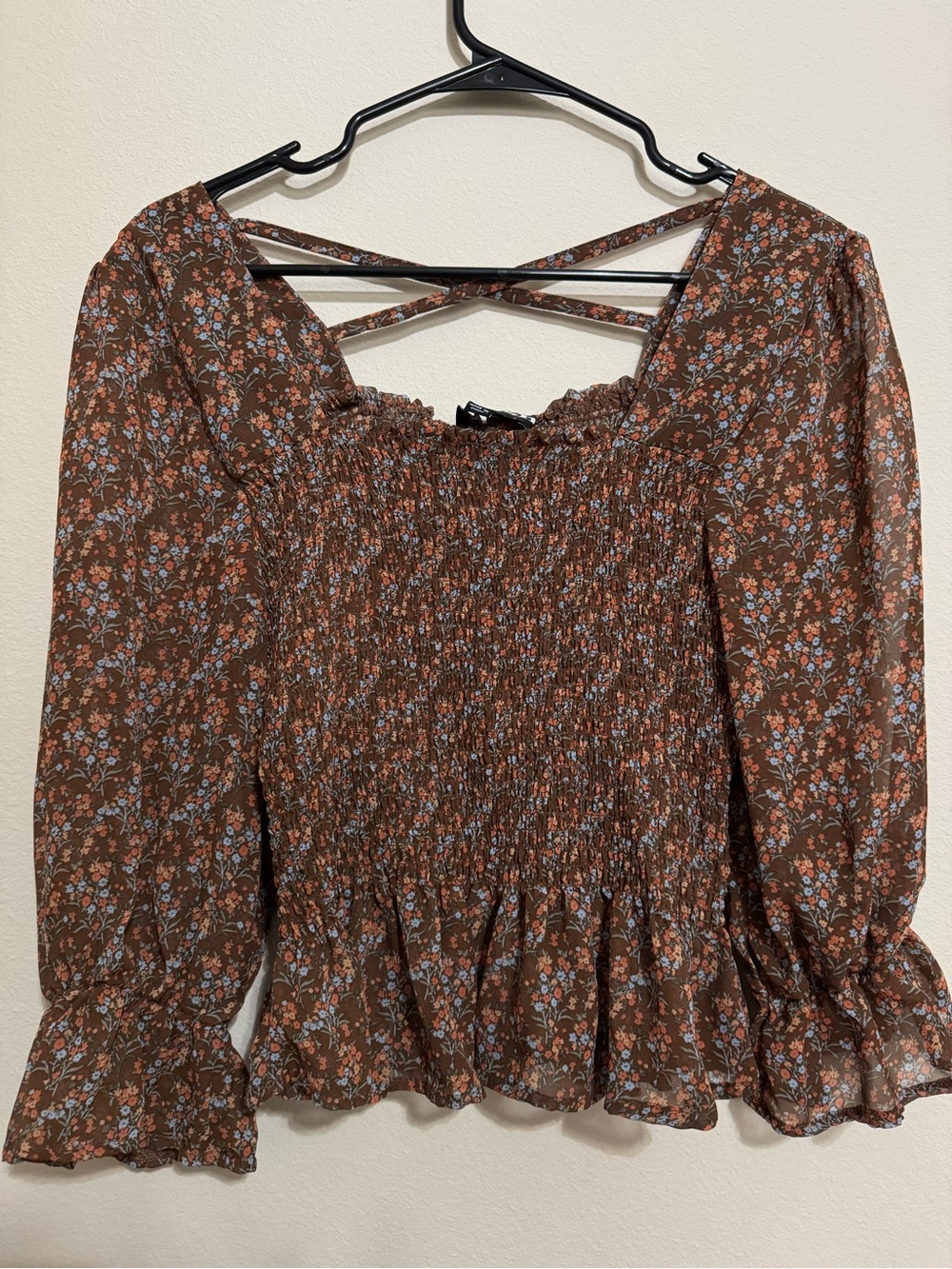 G.I.L.I. Brown Floral Smocked Peasant Blouse with Crisscross Back